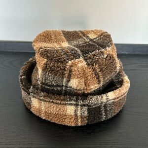 Free people Forever Fuzzy Hat